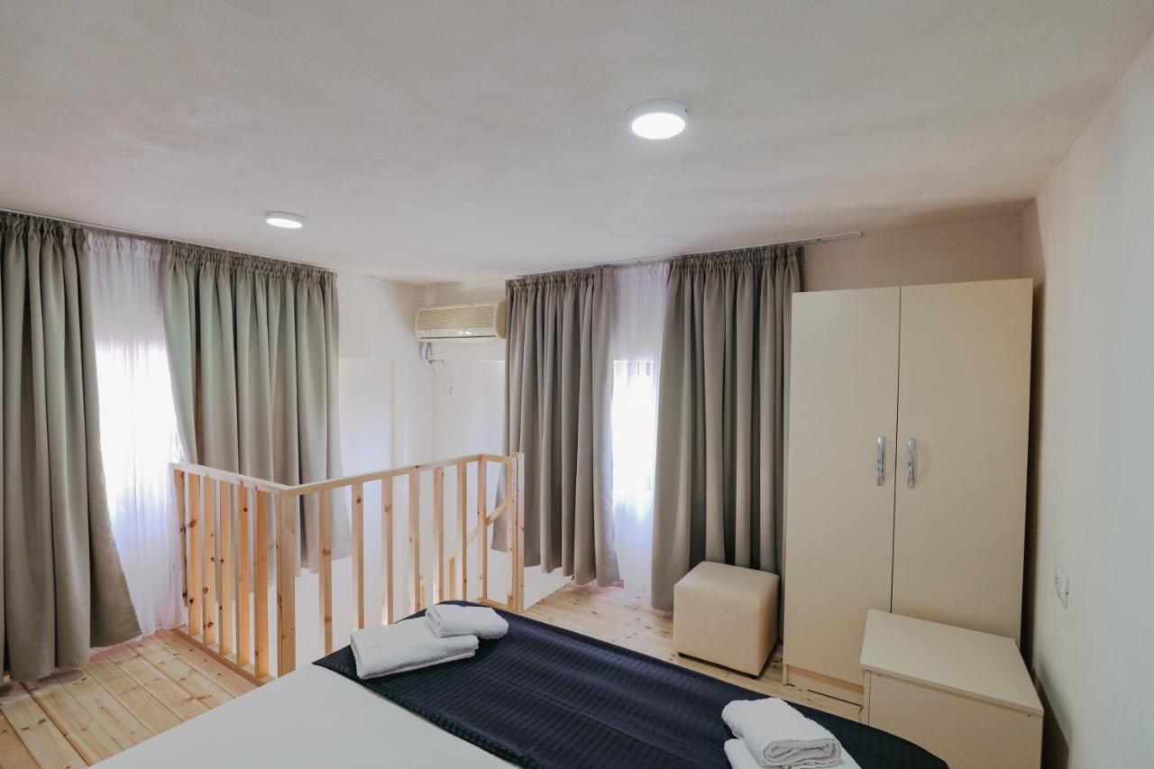 Vila Francesko Εξαμίλιο Εξωτερικό φωτογραφία