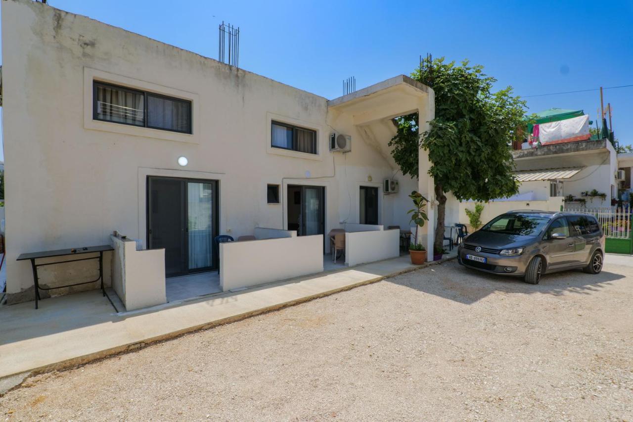 Vila Francesko Εξαμίλιο Εξωτερικό φωτογραφία